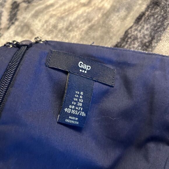 Gap Striped Mini Skirt - Size 6 - Picture 4 of 6